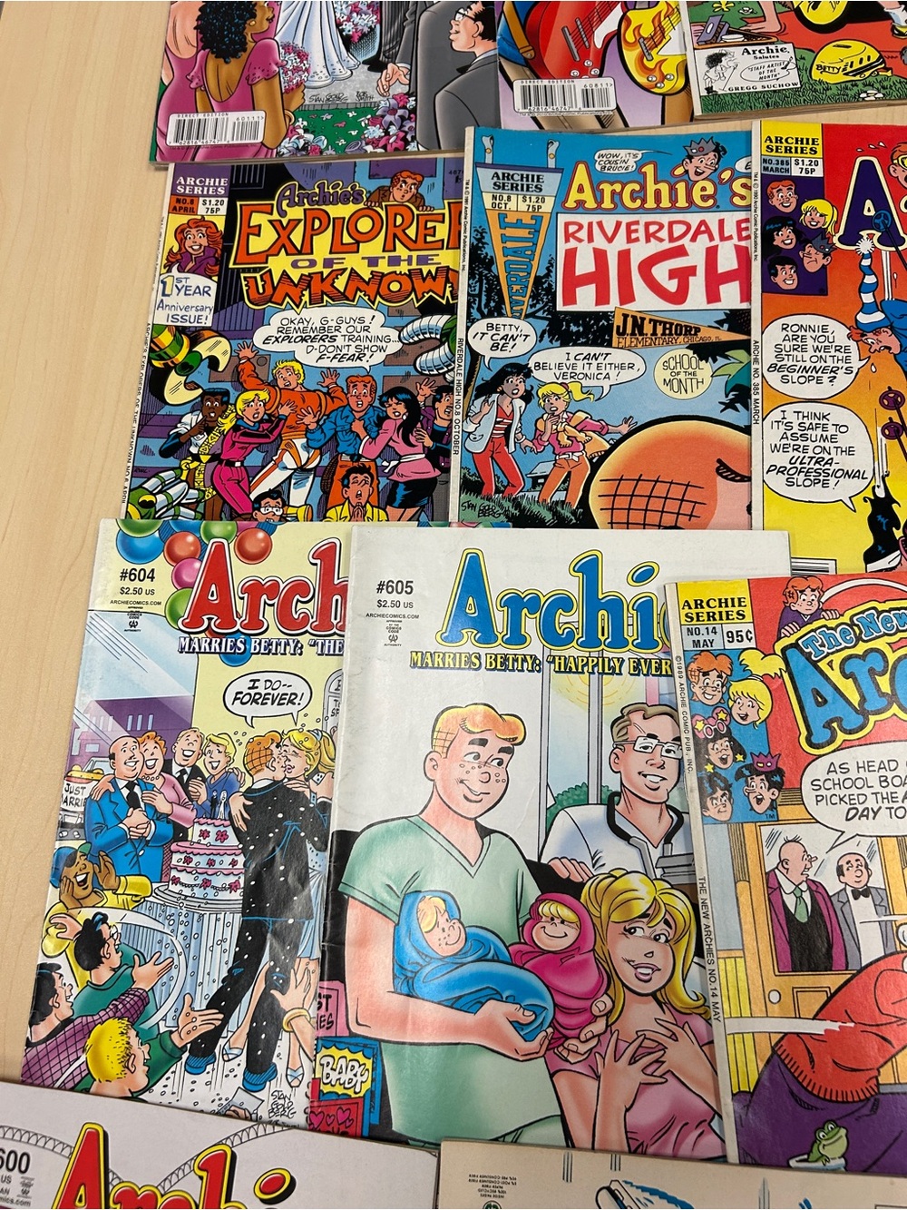 Archie Comics Lot, Approx. 20 Issues - Picture 5 of 10